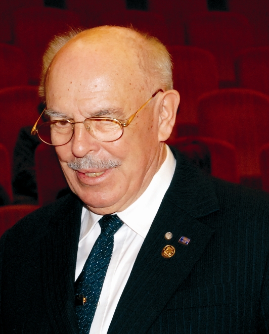 Dr. Gbor Bernth D.Chem., Ph.D., D.Sc., professor emeritus